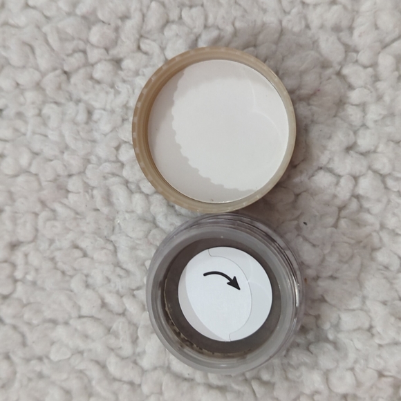 Eye color, Bare Minerals- Magnificent pearl - Picture 6 of 9